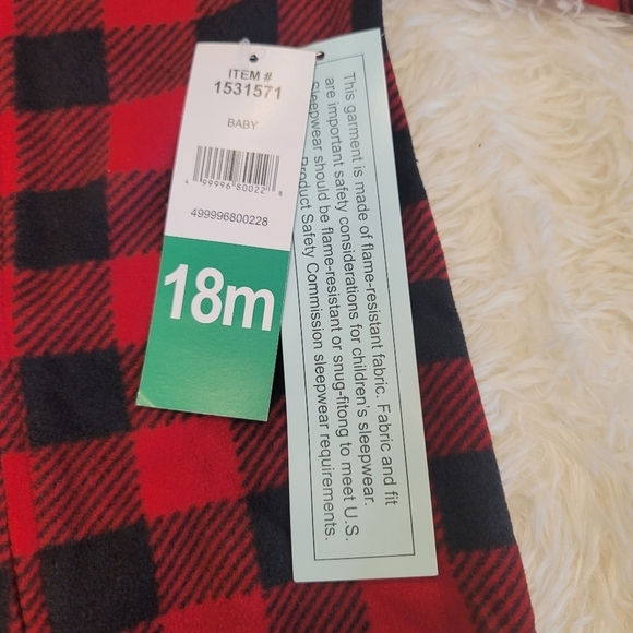 ♥️5 For $25 NEW Eddie Bauer  Christmas  fleece plaid pajama onsie black and red - Picture 7 of 10